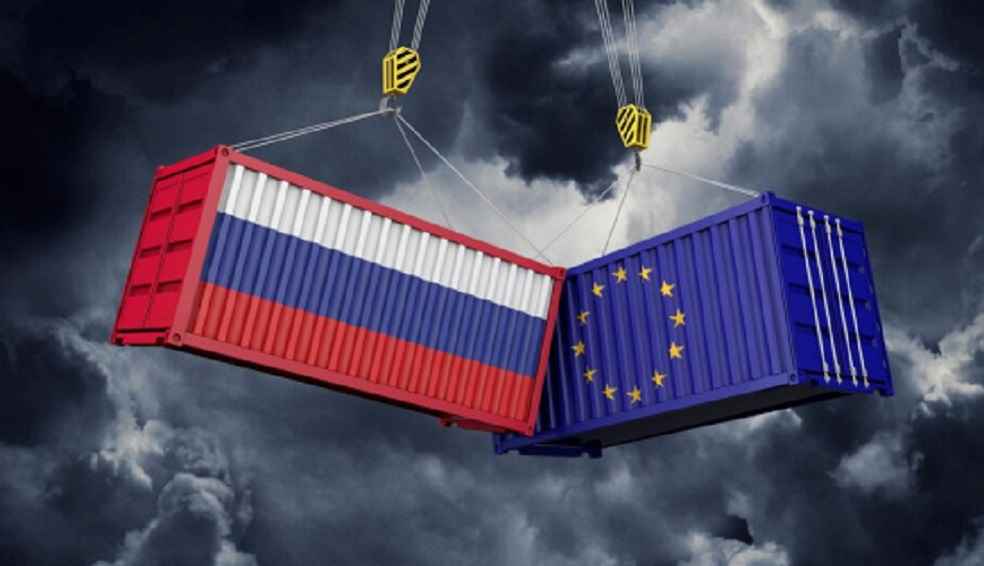 Russia Shifts to Yuan_Russia Eu Container