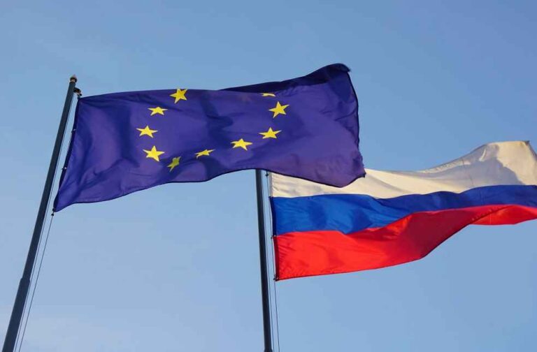 EU-Russia-flags-EU Sanctions on russia