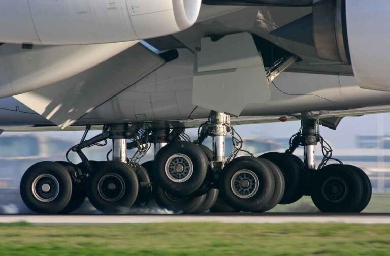 Aircraft tyre