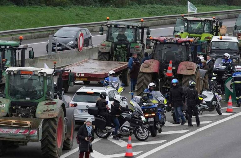 French Farmers Protest EU-Mercosur Trade Agreement